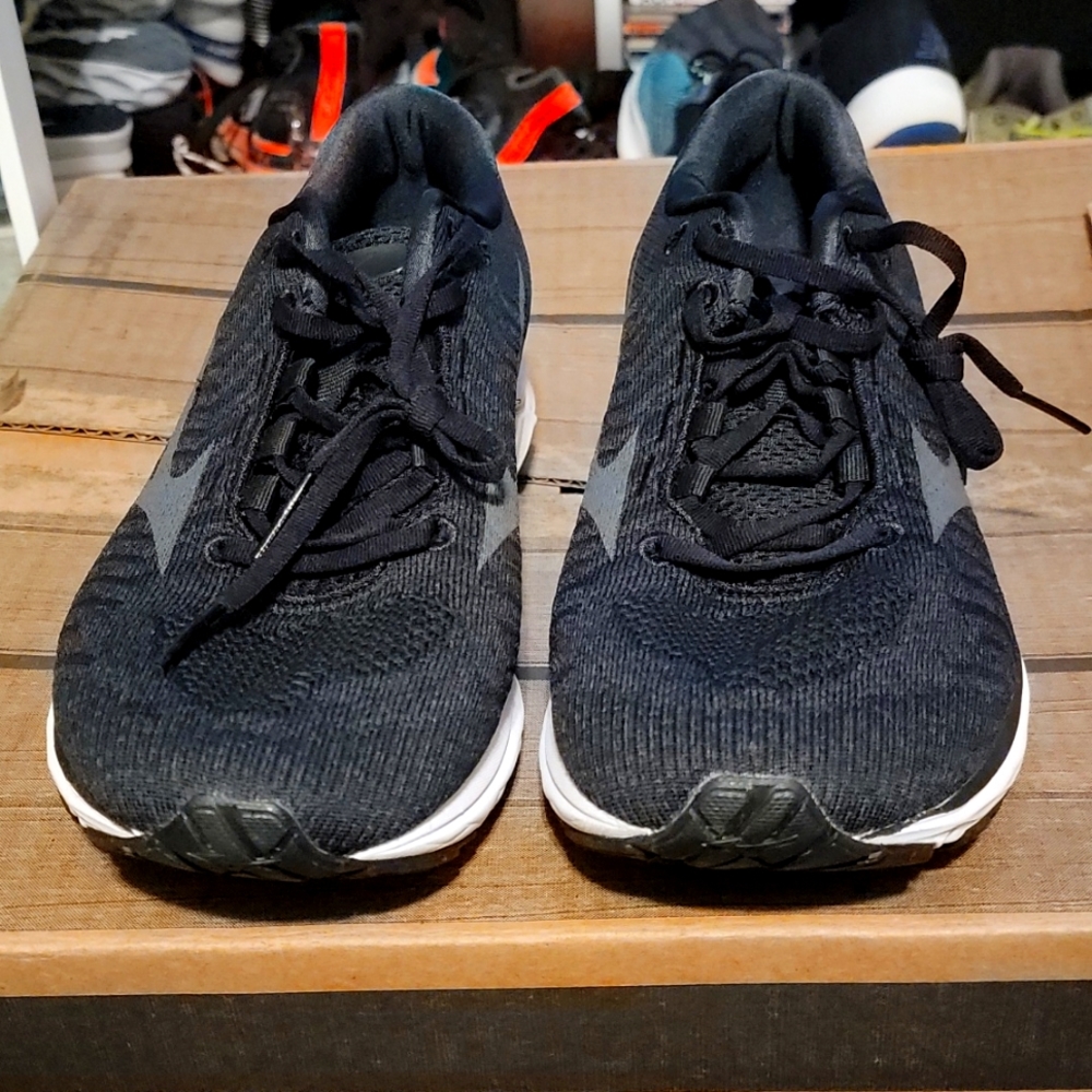 Mizuno Waveknit R2